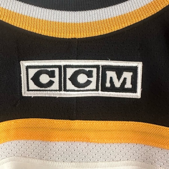 Vintage earls 2000s CCM Boston Bruins Sergei Samsonov jersey! - Picture 5 of 6